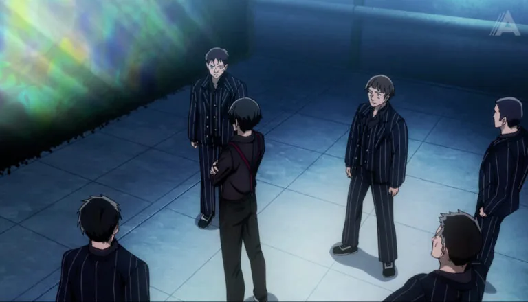 Момент из 9 серии 1 сезона